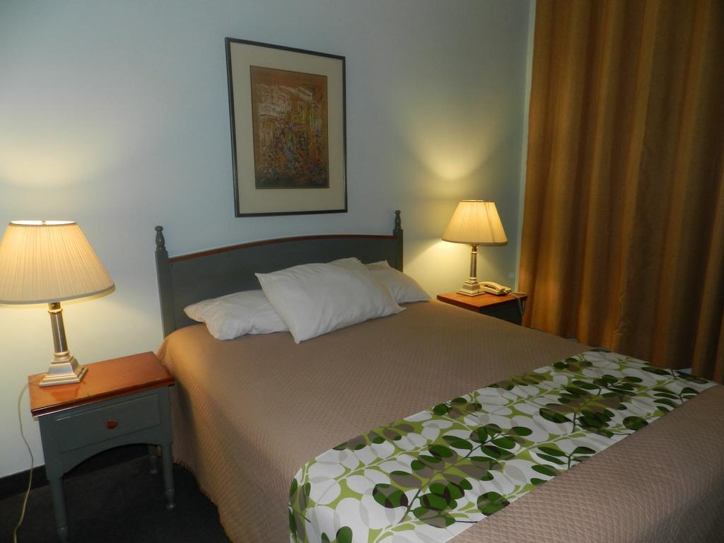L'Auberge De L'Aeroport Inn Dorval Δωμάτιο φωτογραφία