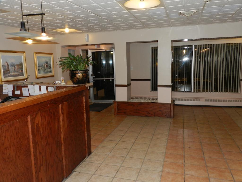 L'Auberge De L'Aeroport Inn Dorval Εξωτερικό φωτογραφία